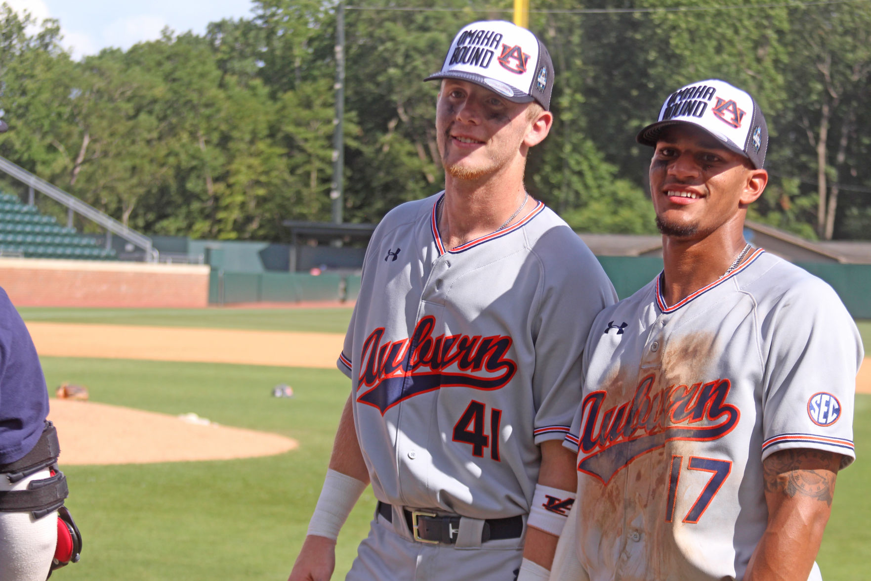 Auburn celebrates Super Regional win, College World Series berth